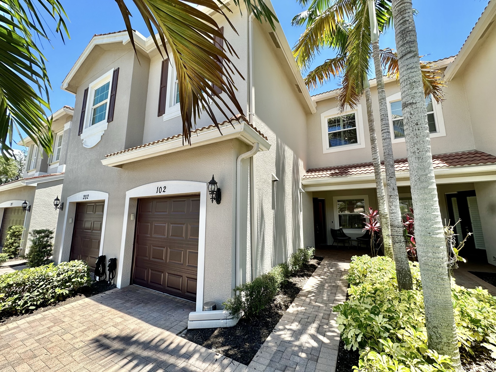 6532 Monterey Point #102